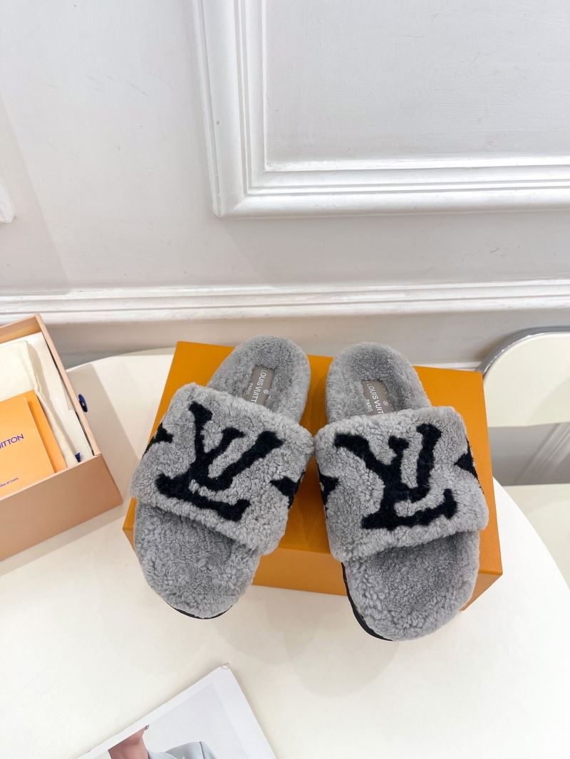 Louis Vuitton Slippers